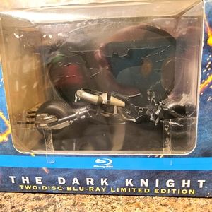 The Dark Knight 2 Disc Blu Ray Limited Edition wit
